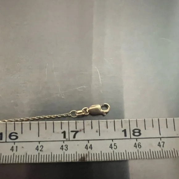 Solid 14K Solid Yellow Gold 17.5” Rope Chain with Lobster Claw Clasp - Picture 4 of 4